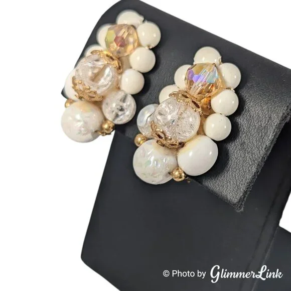 Vintage Multi Beaded Ear Climber Cluster Gold Tone Mid-Century Clip On Earrings - Picture 4 of 11